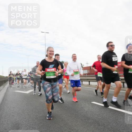 03.10.2025 - Köhlbrandbrückenlauf Matties Gatica Varas http://msf.ph/oto/9173371 03.10.2025 15:26:26 Position 3  meine-sportfotos.de
