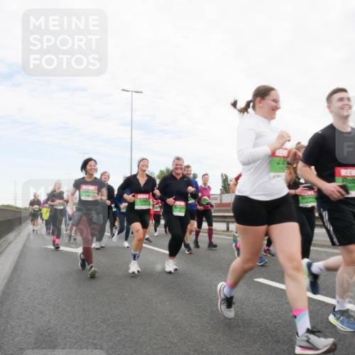 03.10.2025 - Köhlbrandbrückenlauf Matties Gatica Varas http://msf.ph/oto/9173380 03.10.2025 15:26:30 Position 3  meine-sportfotos.de