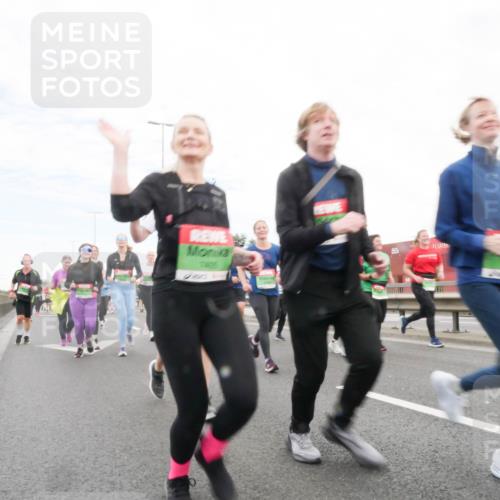03.10.2025 - Köhlbrandbrückenlauf Matties Gatica Varas http://msf.ph/oto/9173385 03.10.2025 15:26:33 Position 3 7415 meine-sportfotos.de