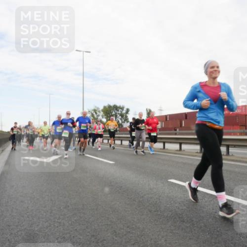 03.10.2025 - Köhlbrandbrückenlauf Matties Gatica Varas http://msf.ph/oto/9173395 03.10.2025 15:26:38 Position 3  meine-sportfotos.de