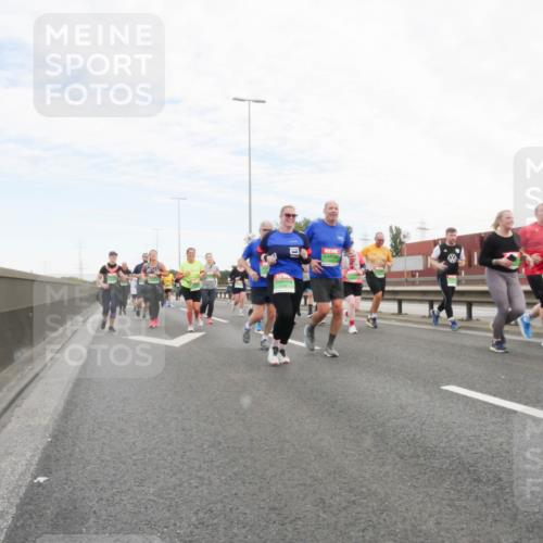 03.10.2025 - Köhlbrandbrückenlauf Matties Gatica Varas http://msf.ph/oto/9173398 03.10.2025 15:26:39 Position 3  meine-sportfotos.de