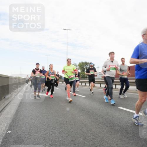 03.10.2025 - Köhlbrandbrückenlauf Matties Gatica Varas http://msf.ph/oto/9173402 03.10.2025 15:26:41 Position 3  meine-sportfotos.de