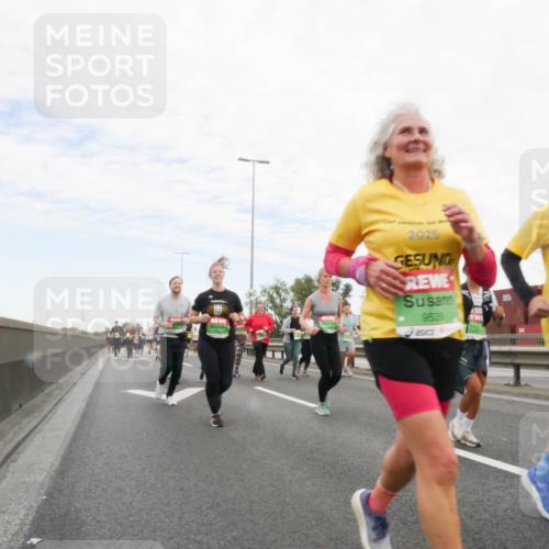 03.10.2025 - Köhlbrandbrückenlauf Matties Gatica Varas http://msf.ph/oto/9173417 03.10.2025 15:26:49 Position 3 2025, 9535, 2025 meine-sportfotos.de