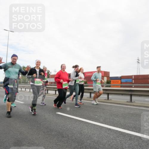 03.10.2025 - Köhlbrandbrückenlauf Matties Gatica Varas http://msf.ph/oto/9173423 03.10.2025 15:26:52 Position 3  meine-sportfotos.de