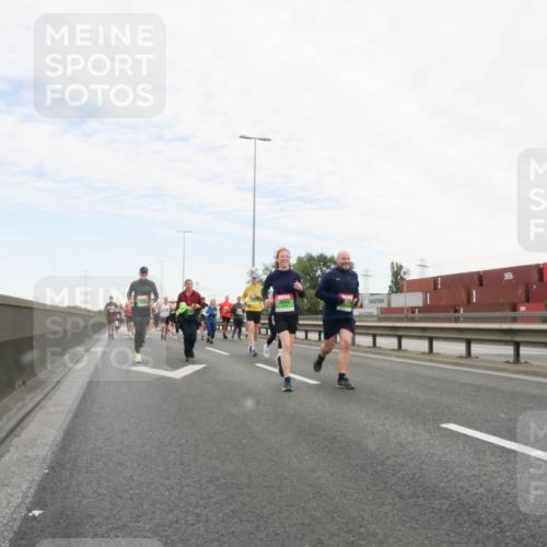 03.10.2025 - Köhlbrandbrückenlauf Matties Gatica Varas http://msf.ph/oto/9173430 03.10.2025 15:26:55 Position 3  meine-sportfotos.de