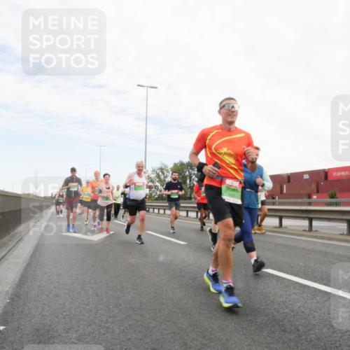 03.10.2025 - Köhlbrandbrückenlauf Matties Gatica Varas http://msf.ph/oto/9173441 03.10.2025 15:27:00 Position 3 8438 meine-sportfotos.de