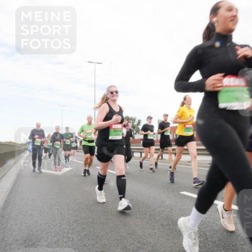03.10.2025 - Köhlbrandbrückenlauf Matties Gatica Varas http://msf.ph/oto/9173455 03.10.2025 15:27:07 Position 3  meine-sportfotos.de