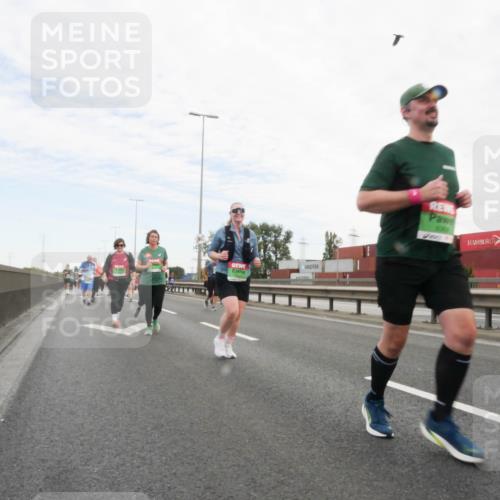 03.10.2025 - Köhlbrandbrückenlauf Matties Gatica Varas http://msf.ph/oto/9173463 03.10.2025 15:27:11 Position 3 9084 meine-sportfotos.de