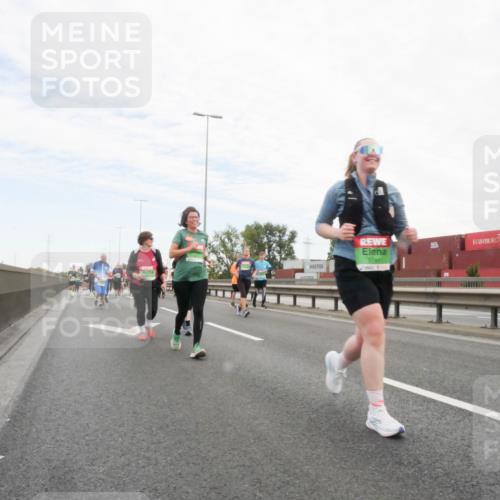 03.10.2025 - Köhlbrandbrückenlauf Matties Gatica Varas http://msf.ph/oto/9173465 03.10.2025 15:27:12 Position 3  meine-sportfotos.de