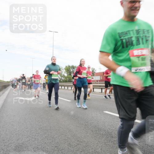 03.10.2025 - Köhlbrandbrückenlauf Matties Gatica Varas http://msf.ph/oto/9173490 03.10.2025 15:27:24 Position 3  meine-sportfotos.de