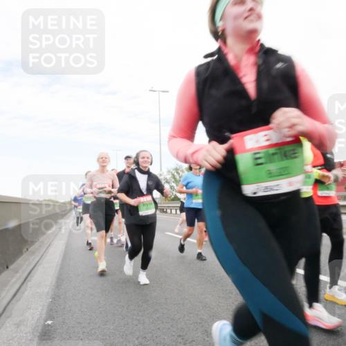 03.10.2025 - Köhlbrandbrückenlauf Matties Gatica Varas http://msf.ph/oto/9173510 03.10.2025 15:27:33 Position 3  meine-sportfotos.de