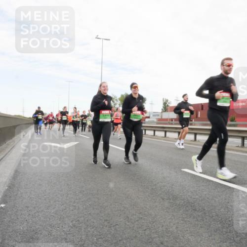 03.10.2025 - Köhlbrandbrückenlauf Matties Gatica Varas http://msf.ph/oto/9173525 03.10.2025 15:27:40 Position 3  meine-sportfotos.de