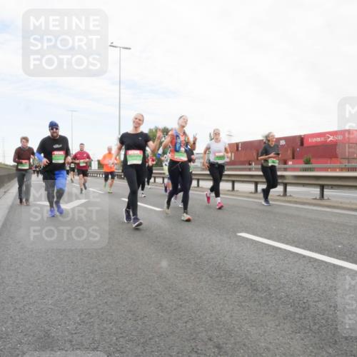 03.10.2025 - Köhlbrandbrückenlauf Matties Gatica Varas http://msf.ph/oto/9173533 03.10.2025 15:27:44 Position 3  meine-sportfotos.de