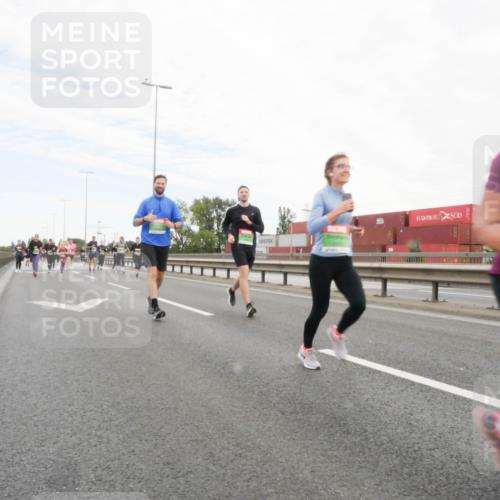 03.10.2025 - Köhlbrandbrückenlauf Matties Gatica Varas http://msf.ph/oto/9173545 03.10.2025 15:27:51 Position 3  meine-sportfotos.de