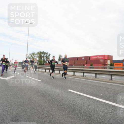 03.10.2025 - Köhlbrandbrückenlauf Matties Gatica Varas http://msf.ph/oto/9173554 03.10.2025 15:27:55 Position 3  meine-sportfotos.de