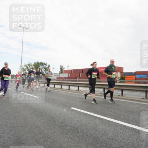 03.10.2025 - Köhlbrandbrückenlauf Matties Gatica Varas http://msf.ph/oto/9173557 03.10.2025 15:27:56 Position 3  meine-sportfotos.de