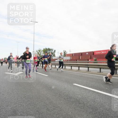 03.10.2025 - Köhlbrandbrückenlauf Matties Gatica Varas http://msf.ph/oto/9173558 03.10.2025 15:27:57 Position 3  meine-sportfotos.de