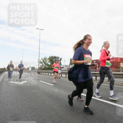 03.10.2025 - Köhlbrandbrückenlauf Matties Gatica Varas http://msf.ph/oto/9173617 03.10.2025 15:28:25 Position 3  meine-sportfotos.de