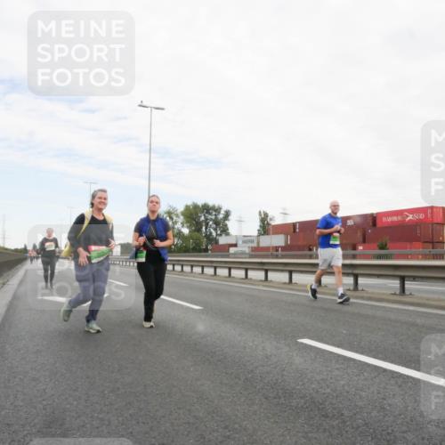 03.10.2025 - Köhlbrandbrückenlauf Matties Gatica Varas http://msf.ph/oto/9173622 03.10.2025 15:28:28 Position 3  meine-sportfotos.de