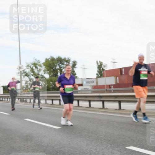 03.10.2025 - Köhlbrandbrückenlauf Matties Gatica Varas http://msf.ph/oto/9173639 03.10.2025 15:28:38 Position 3  meine-sportfotos.de