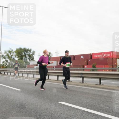 03.10.2025 - Köhlbrandbrückenlauf Matties Gatica Varas http://msf.ph/oto/9173645 03.10.2025 15:28:41 Position 3  meine-sportfotos.de