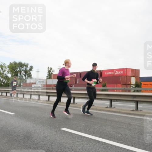 03.10.2025 - Köhlbrandbrückenlauf Matties Gatica Varas http://msf.ph/oto/9173646 03.10.2025 15:28:42 Position 3  meine-sportfotos.de