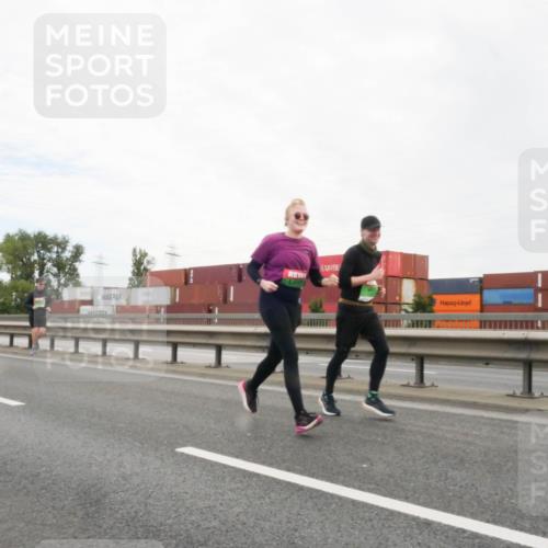 03.10.2025 - Köhlbrandbrückenlauf Matties Gatica Varas http://msf.ph/oto/9173647 03.10.2025 15:28:42 Position 3  meine-sportfotos.de