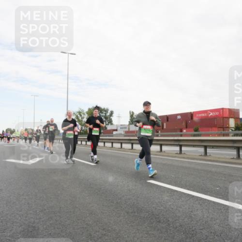 03.10.2025 - Köhlbrandbrückenlauf Matties Gatica Varas http://msf.ph/oto/9173666 03.10.2025 15:29:00 Position 3  meine-sportfotos.de