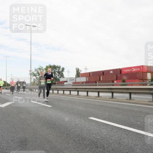 03.10.2025 - Köhlbrandbrückenlauf Matties Gatica Varas http://msf.ph/oto/9173679 03.10.2025 15:29:06 Position 3  meine-sportfotos.de