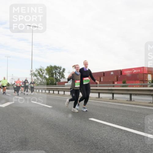 03.10.2025 - Köhlbrandbrückenlauf Matties Gatica Varas http://msf.ph/oto/9173682 03.10.2025 15:29:07 Position 3  meine-sportfotos.de