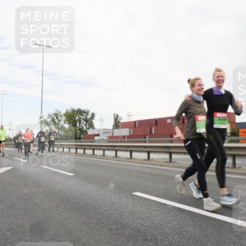 03.10.2025 - Köhlbrandbrückenlauf Matties Gatica Varas http://msf.ph/oto/9173684 03.10.2025 15:29:08 Position 3  meine-sportfotos.de