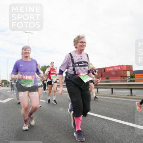 03.10.2025 - Köhlbrandbrückenlauf Matties Gatica Varas http://msf.ph/oto/9173697 03.10.2025 15:29:15 Position 3  meine-sportfotos.de