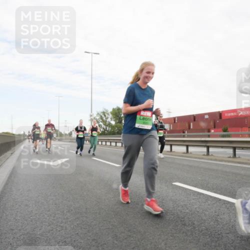 03.10.2025 - Köhlbrandbrückenlauf Matties Gatica Varas http://msf.ph/oto/9173701 03.10.2025 15:29:17 Position 3 8560 meine-sportfotos.de