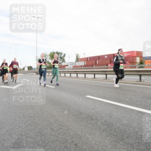03.10.2025 - Köhlbrandbrückenlauf Matties Gatica Varas http://msf.ph/oto/9173704 03.10.2025 15:29:18 Position 3  meine-sportfotos.de