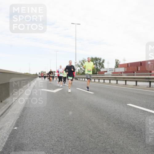 03.10.2025 - Köhlbrandbrückenlauf Matties Gatica Varas http://msf.ph/oto/9173721 03.10.2025 15:29:27 Position 3  meine-sportfotos.de