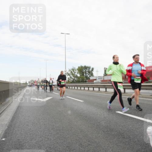 03.10.2025 - Köhlbrandbrückenlauf Matties Gatica Varas http://msf.ph/oto/9173730 03.10.2025 15:29:31 Position 3  meine-sportfotos.de
