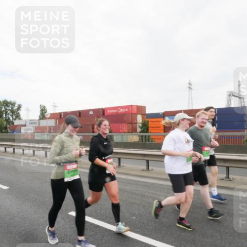 03.10.2025 - Köhlbrandbrückenlauf Matties Gatica Varas http://msf.ph/oto/9173737 03.10.2025 15:29:39 Position 3  meine-sportfotos.de