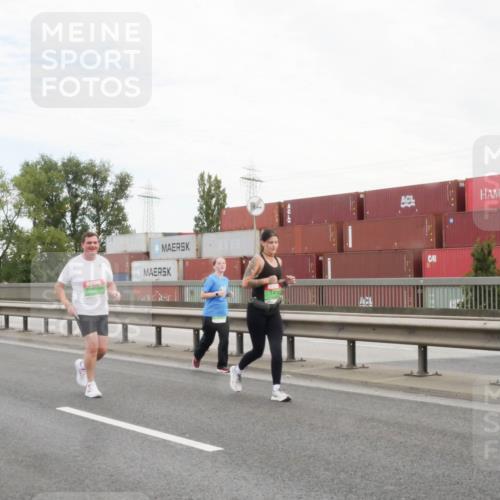 03.10.2025 - Köhlbrandbrückenlauf Matties Gatica Varas http://msf.ph/oto/9173749 03.10.2025 15:29:52 Position 3  meine-sportfotos.de
