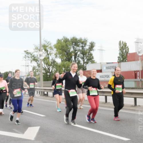 03.10.2025 - Köhlbrandbrückenlauf Matties Gatica Varas http://msf.ph/oto/9173754 03.10.2025 15:29:58 Position 3  meine-sportfotos.de