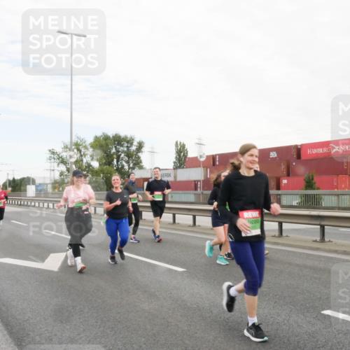03.10.2025 - Köhlbrandbrückenlauf Matties Gatica Varas http://msf.ph/oto/9173761 03.10.2025 15:30:01 Position 3  meine-sportfotos.de