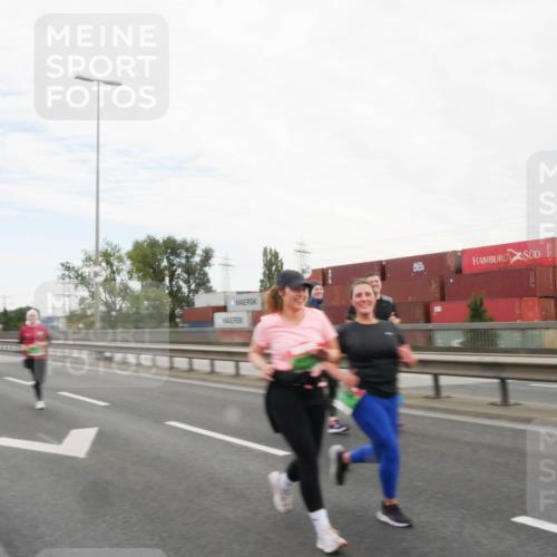 03.10.2025 - Köhlbrandbrückenlauf Matties Gatica Varas http://msf.ph/oto/9173764 03.10.2025 15:30:03 Position 3  meine-sportfotos.de