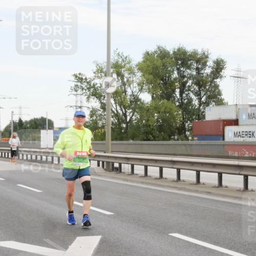 03.10.2025 - Köhlbrandbrückenlauf Matties Gatica Varas http://msf.ph/oto/9173771 03.10.2025 15:30:14 Position 3 8511, 30 meine-sportfotos.de
