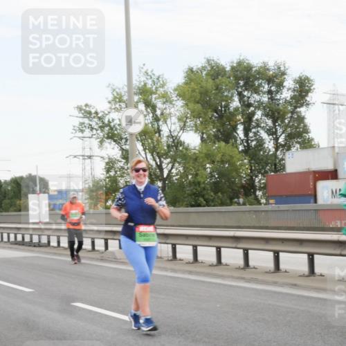 03.10.2025 - Köhlbrandbrückenlauf Matties Gatica Varas http://msf.ph/oto/9173790 03.10.2025 15:30:30 Position 3  meine-sportfotos.de