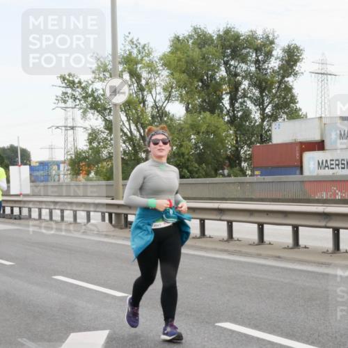 03.10.2025 - Köhlbrandbrückenlauf Matties Gatica Varas http://msf.ph/oto/9173804 03.10.2025 15:30:41 Position 3 000 meine-sportfotos.de
