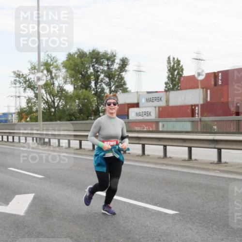 03.10.2025 - Köhlbrandbrückenlauf Matties Gatica Varas http://msf.ph/oto/9173806 03.10.2025 15:30:42 Position 3 39800 meine-sportfotos.de