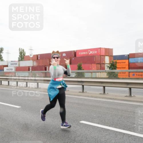 03.10.2025 - Köhlbrandbrückenlauf Matties Gatica Varas http://msf.ph/oto/9173809 03.10.2025 15:30:43 Position 3 4 meine-sportfotos.de