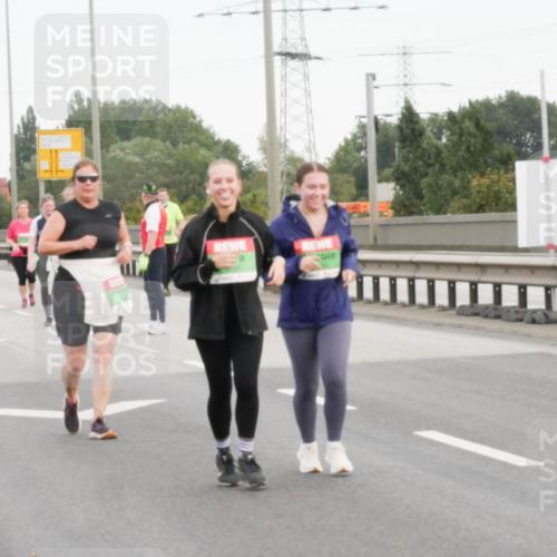03.10.2025 - Köhlbrandbrückenlauf Matties Gatica Varas http://msf.ph/oto/9173824 03.10.2025 15:31:09 Position 3  meine-sportfotos.de