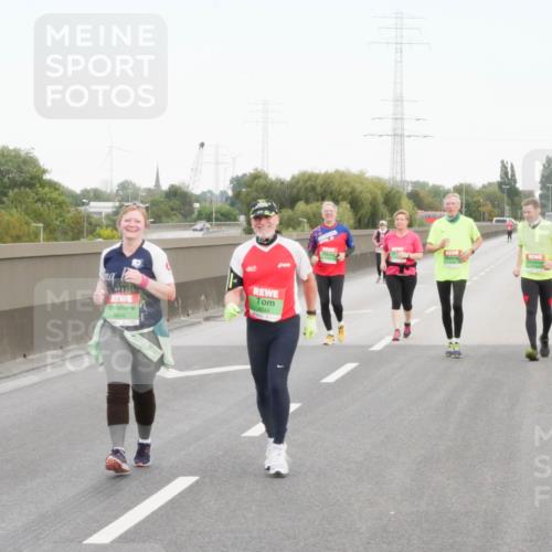 03.10.2025 - Köhlbrandbrückenlauf Matties Gatica Varas http://msf.ph/oto/9173833 03.10.2025 15:31:24 Position 3 10, 8646, 8648 meine-sportfotos.de