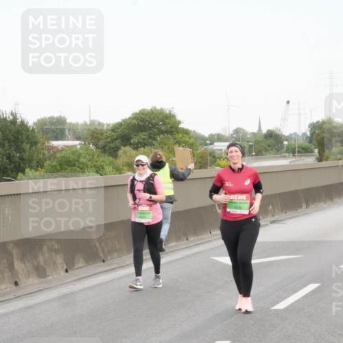03.10.2025 - Köhlbrandbrückenlauf Matties Gatica Varas http://msf.ph/oto/9173841 03.10.2025 15:31:46 Position 3 9235 meine-sportfotos.de