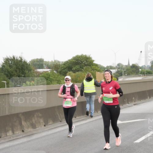 03.10.2025 - Köhlbrandbrückenlauf Matties Gatica Varas http://msf.ph/oto/9173842 03.10.2025 15:31:47 Position 3 8605, 9235 meine-sportfotos.de